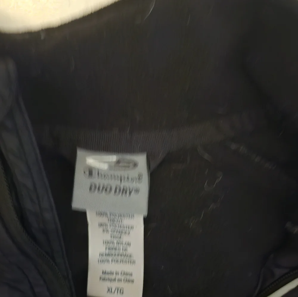 Running Jacket - Picture 2 of 3